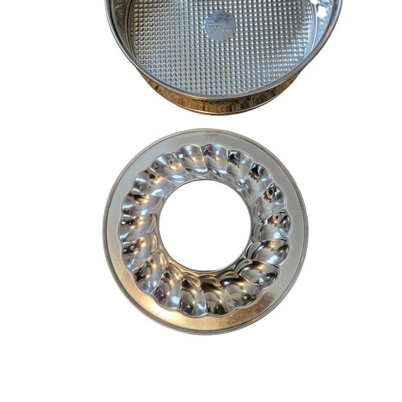 1994 Pampered Chef Springform Pan Box Heart and  Bundt Cake - Picture 2 of 6